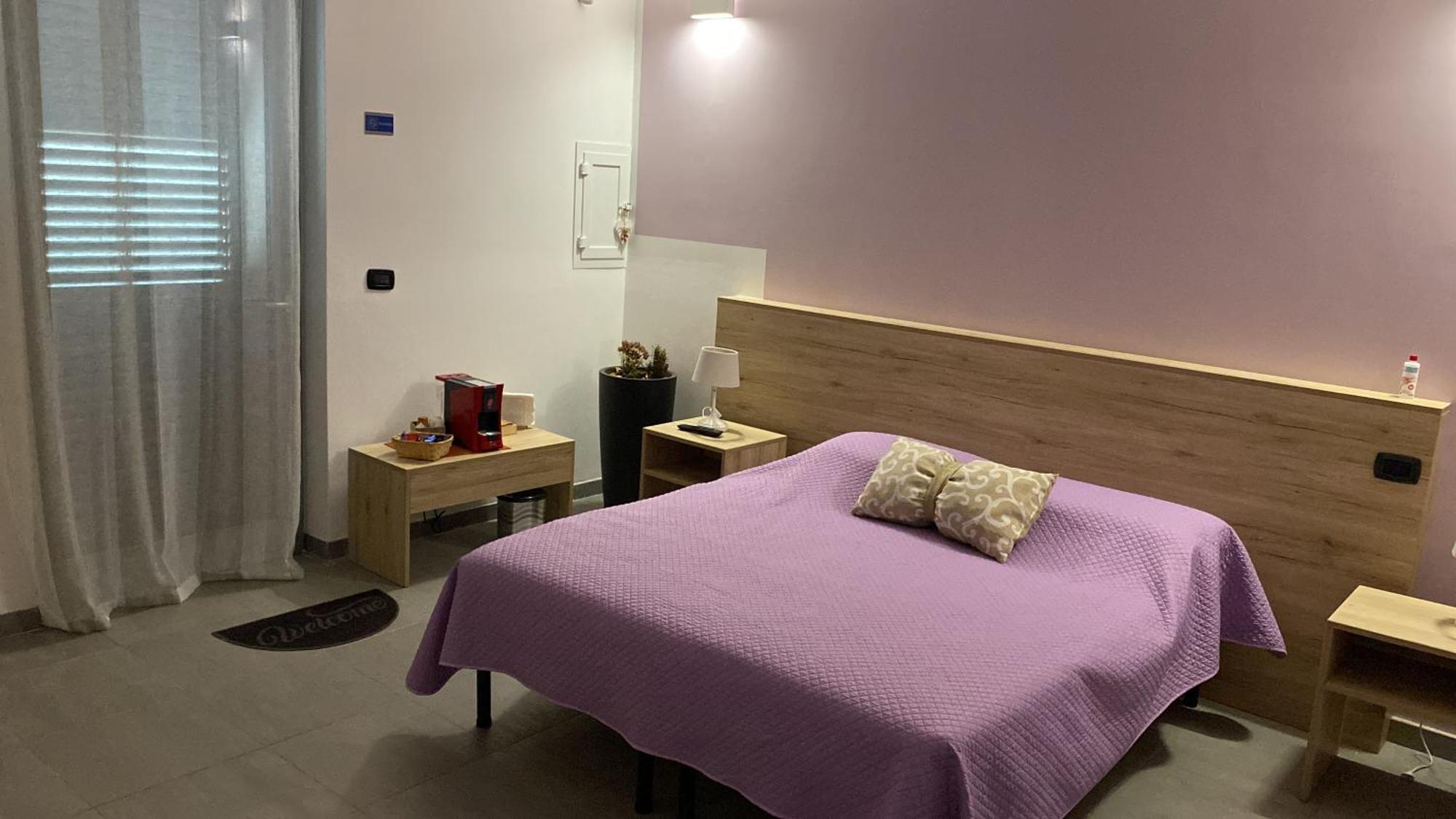 B&B Italia Carmiano  Eksteriør bilde